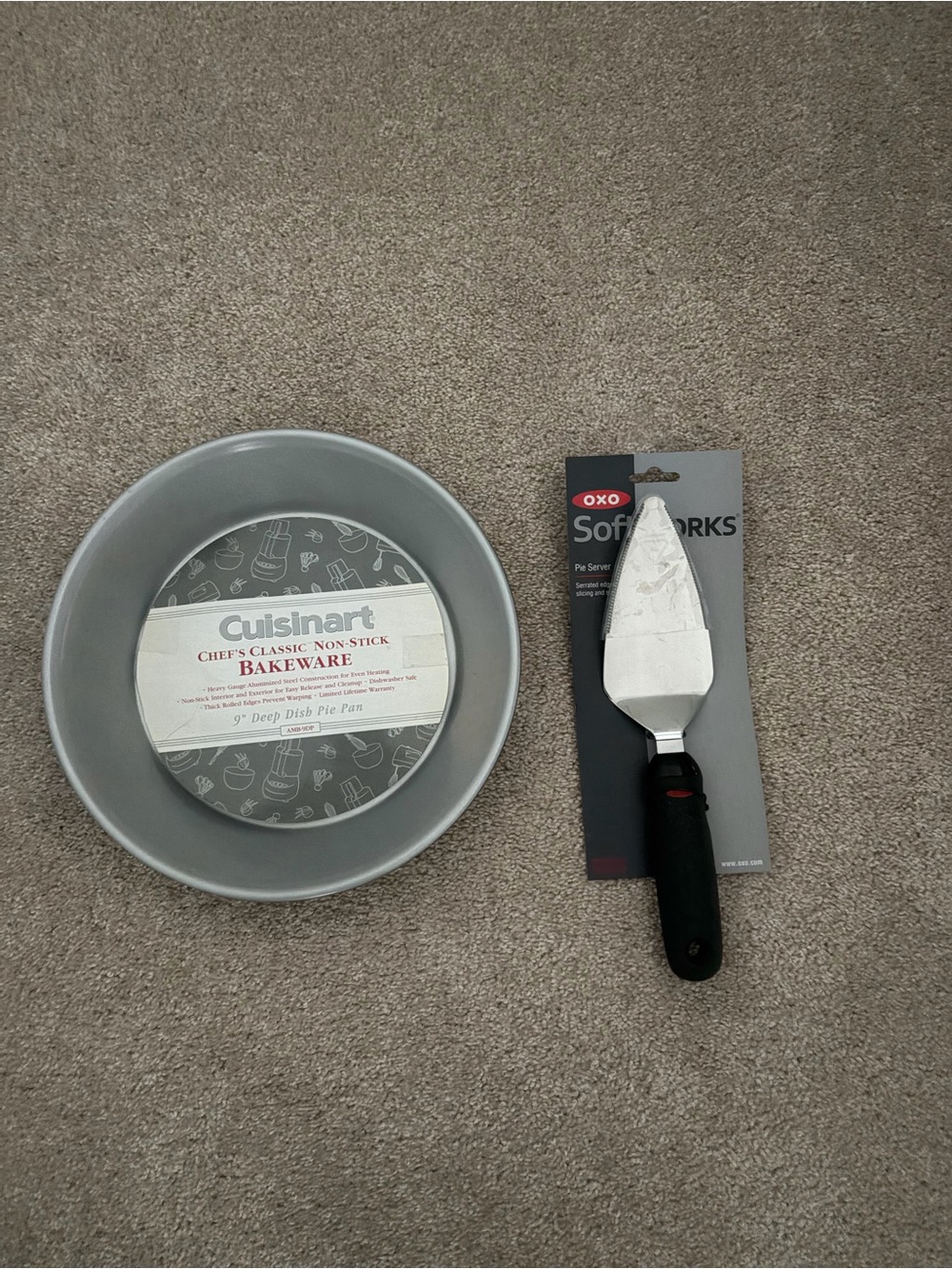 Cuisinart Gray Nonstick Deep Dish Pie Pan & OXO Pie Server